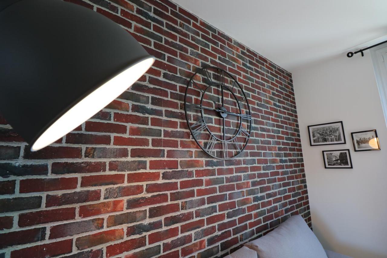Appartement Logisy En Centre-Ville De Vitre I Logisy L'Indu Vitré Buitenkant foto